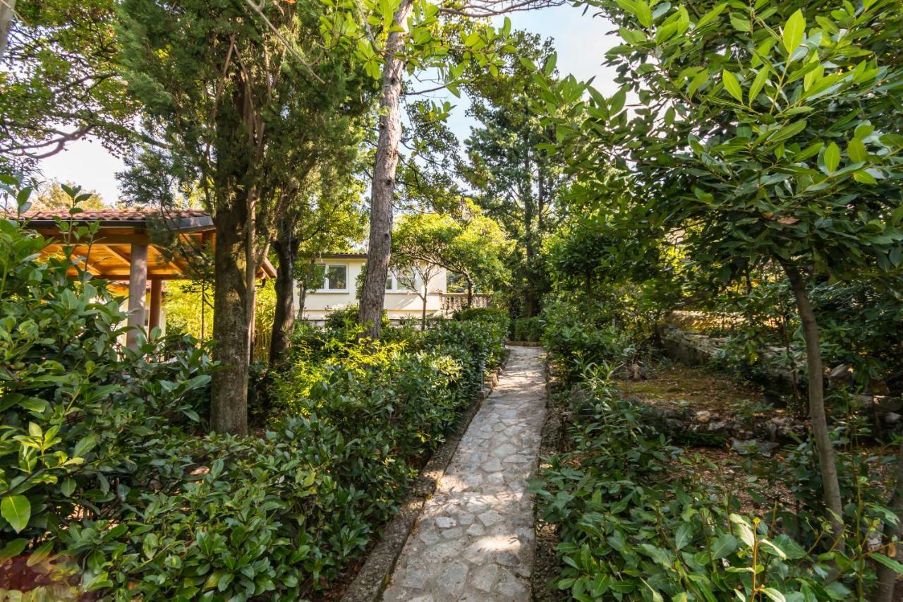 Apartmani "Ostro" Crikvenica 클랄제비카 외부 사진