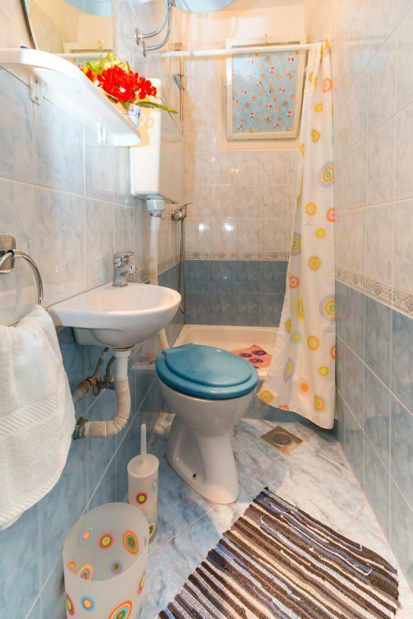 Apartmani "Ostro" Crikvenica 클랄제비카 외부 사진