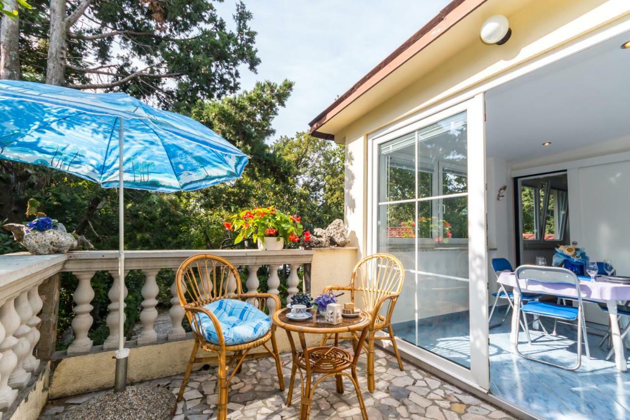 Apartmani "Ostro" Crikvenica 클랄제비카 외부 사진